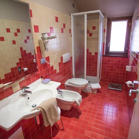 Hotel Fortyfive Chivasso Luaran gambar