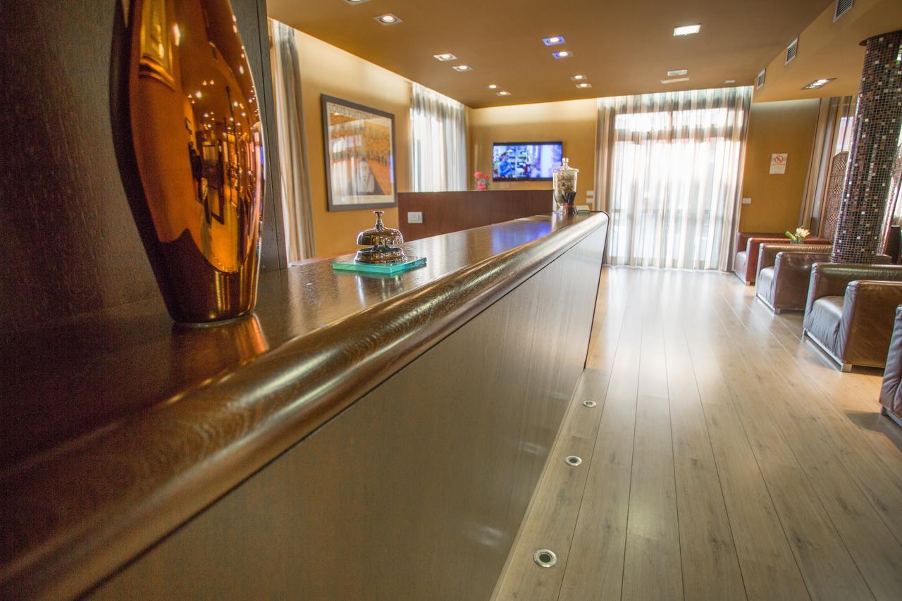 Hotel Fortyfive Chivasso Luaran gambar