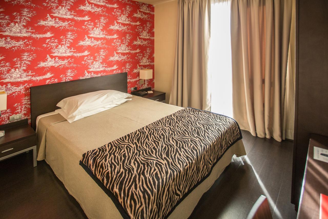 Hotel Fortyfive Chivasso Luaran gambar
