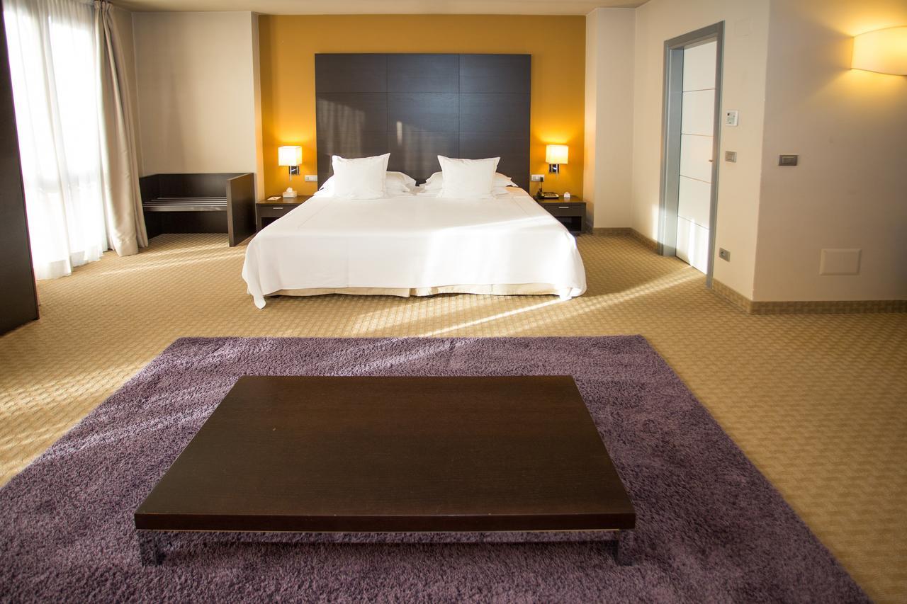 Hotel Fortyfive Chivasso Luaran gambar
