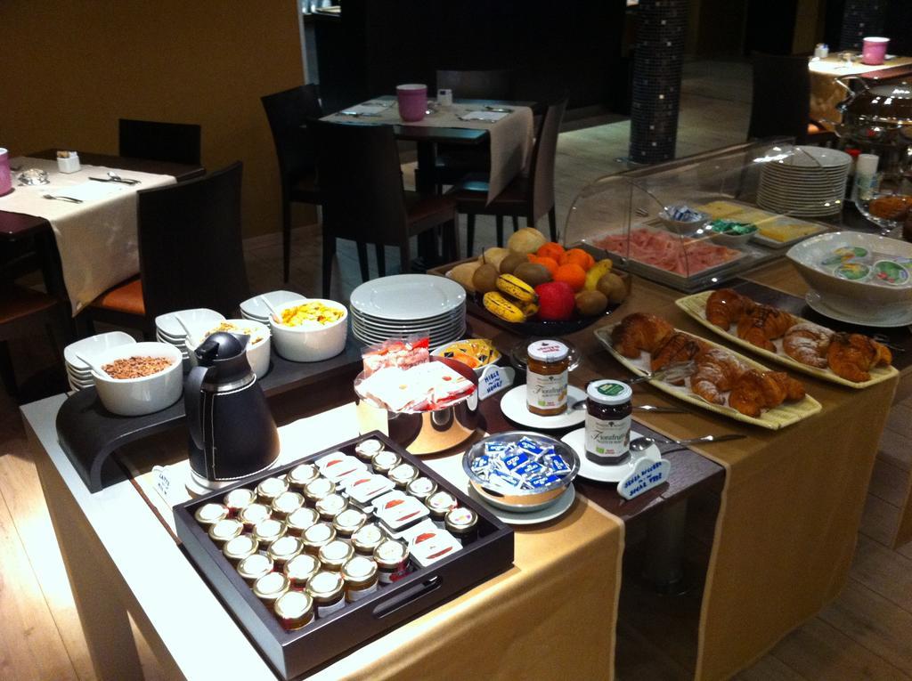 Hotel Fortyfive Chivasso Luaran gambar
